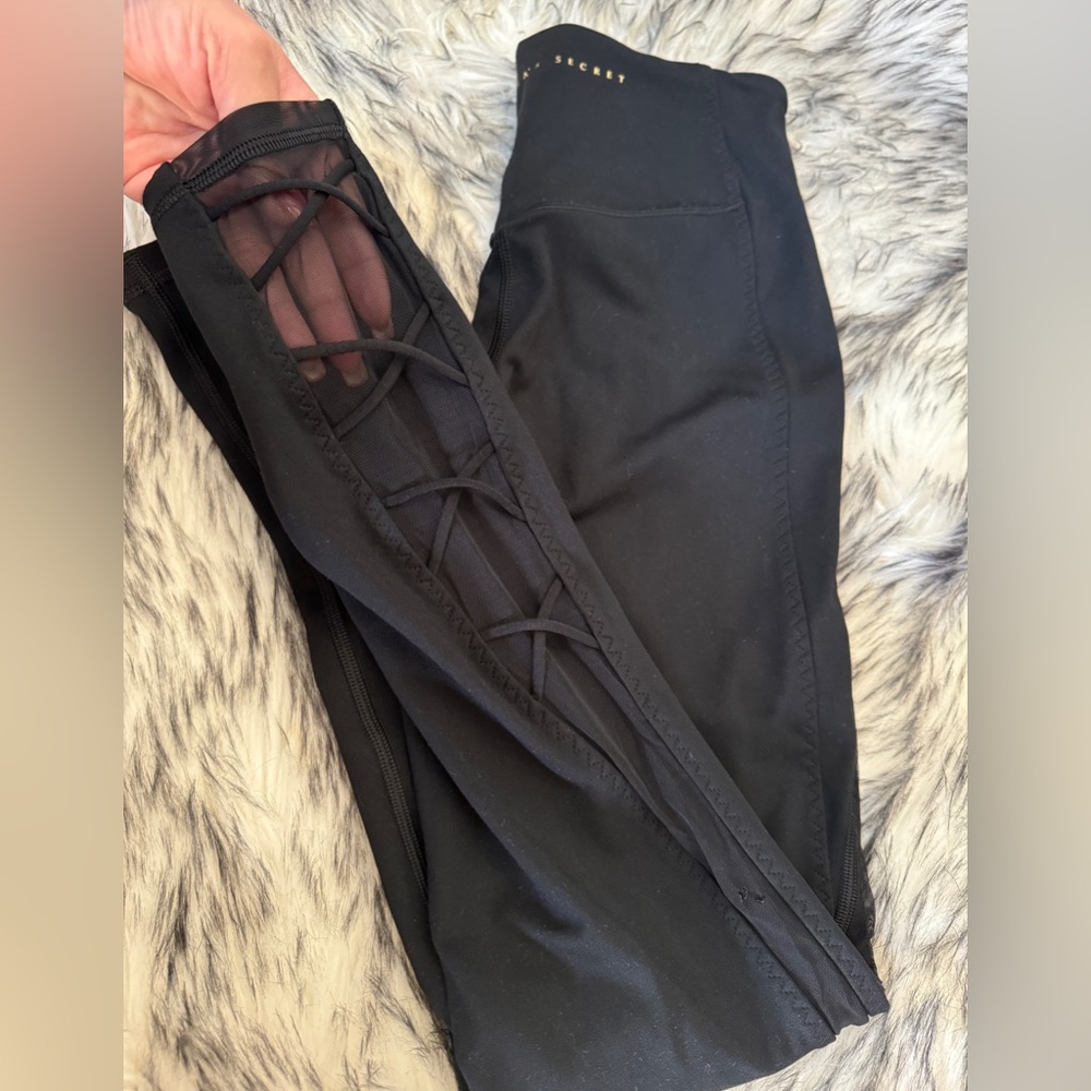 Workout pants